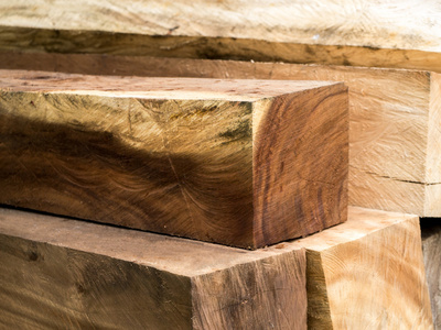 锯木厂中的木材加工流程